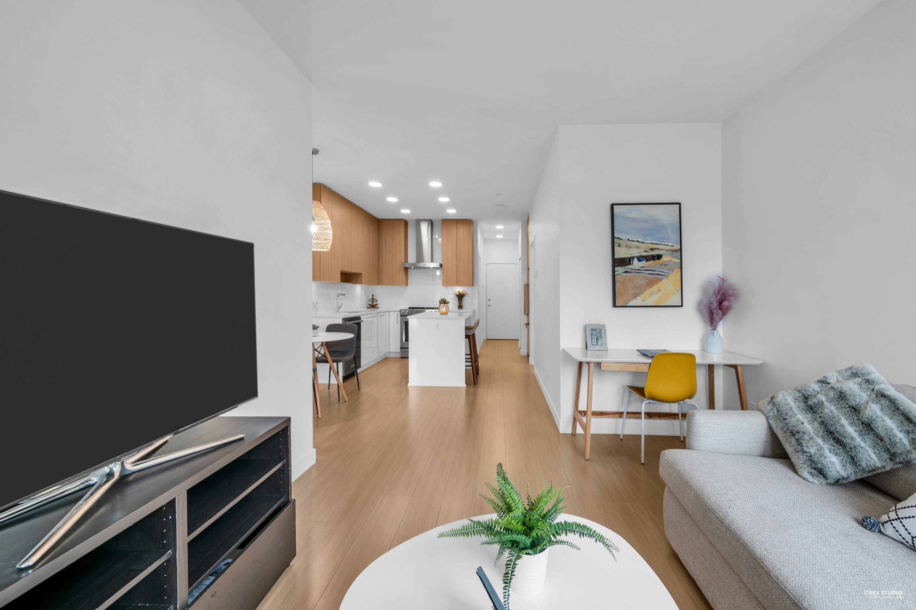 Additional image 5 of 318-5460 Broadway , Burnaby, BC, V5B 0B4