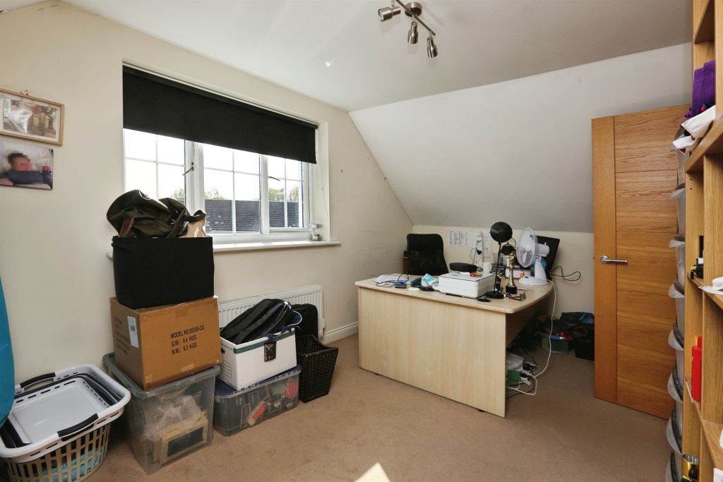 Additional image 17 of 5 bed semi-detached house for saleWatson Court, Hedge End, Southampton SO30