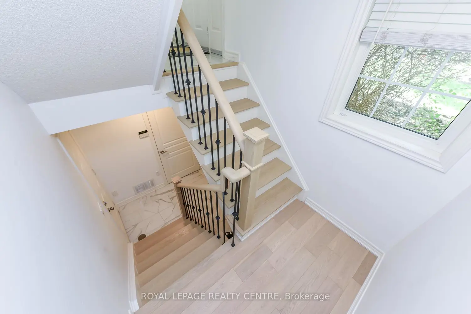 Additional image 15 of 60 Rosewood Avenue 210