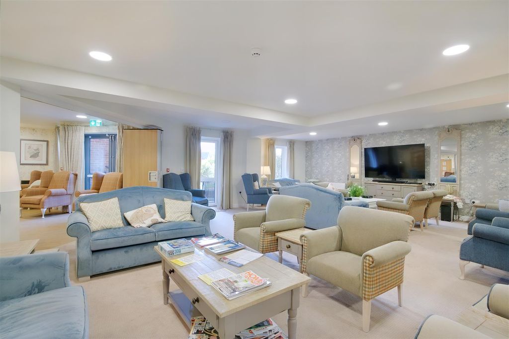 Additional image 17 of 1 bed flat for saleSaxon Gardens, Penn Street, Oakham, Rutland LE15