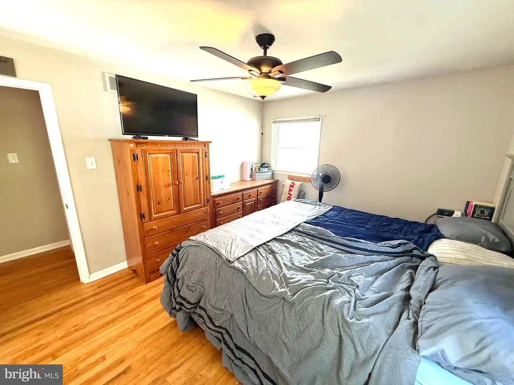 Additional image 32 of 879 Broadfield Drive, Newark, DE 19713