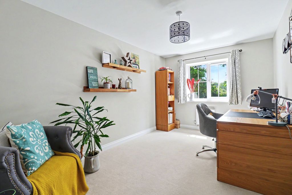 Additional image 19 of 5 bed detached house for saleMaidman Place, Hedge End SO30