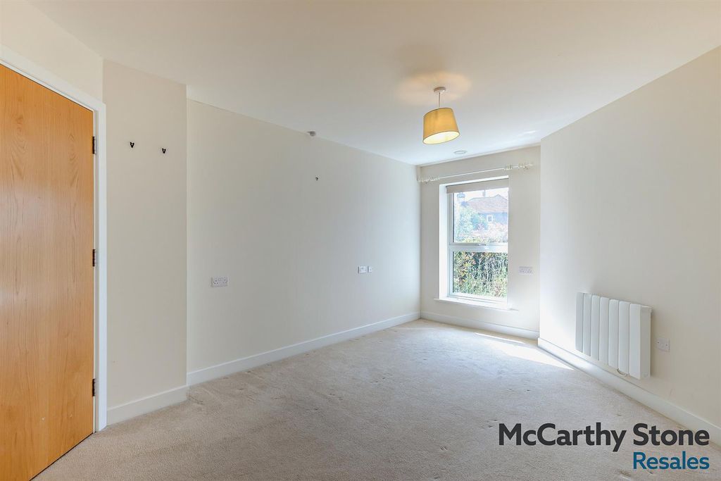 Additional image 6 of 2 bed flat for saleMonument Place, Endless Street, Salisbury SP1