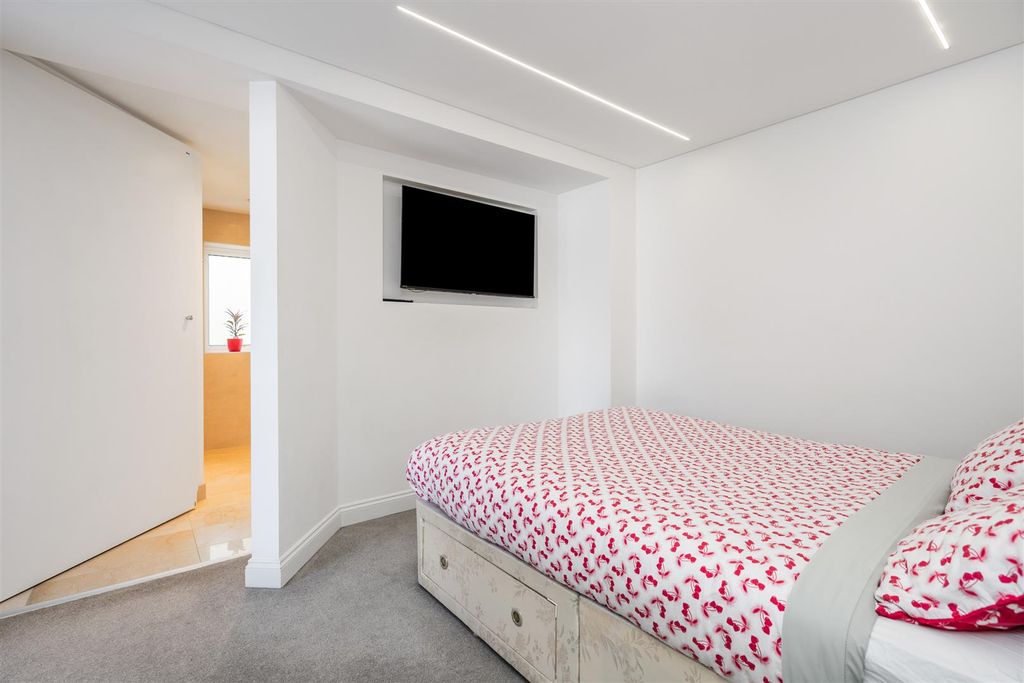 Additional image 29 of 4 bed detached house for saleAlderbrook Road, Solihull B91