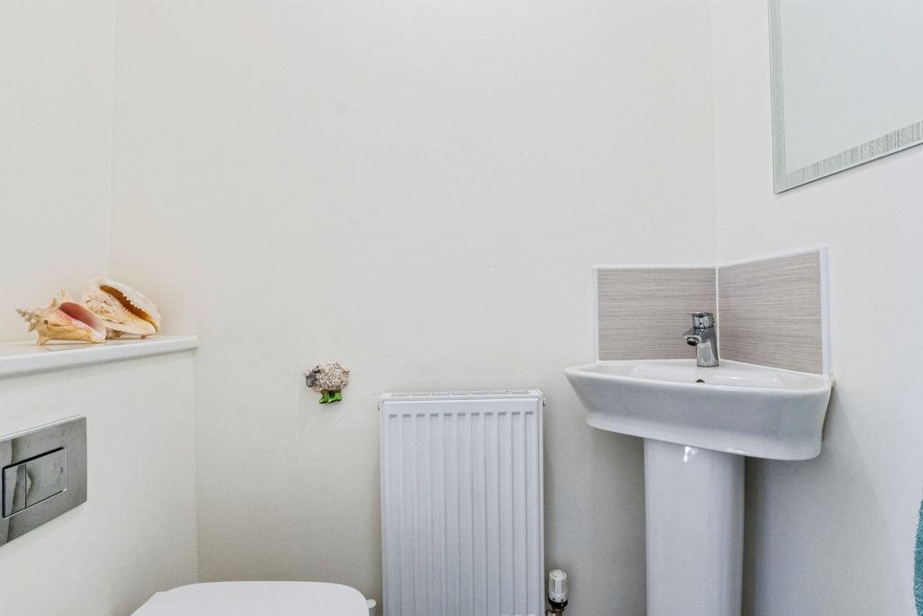 Additional image 3 of 3 bed detached house for saleGrebe Court, Preston PR4