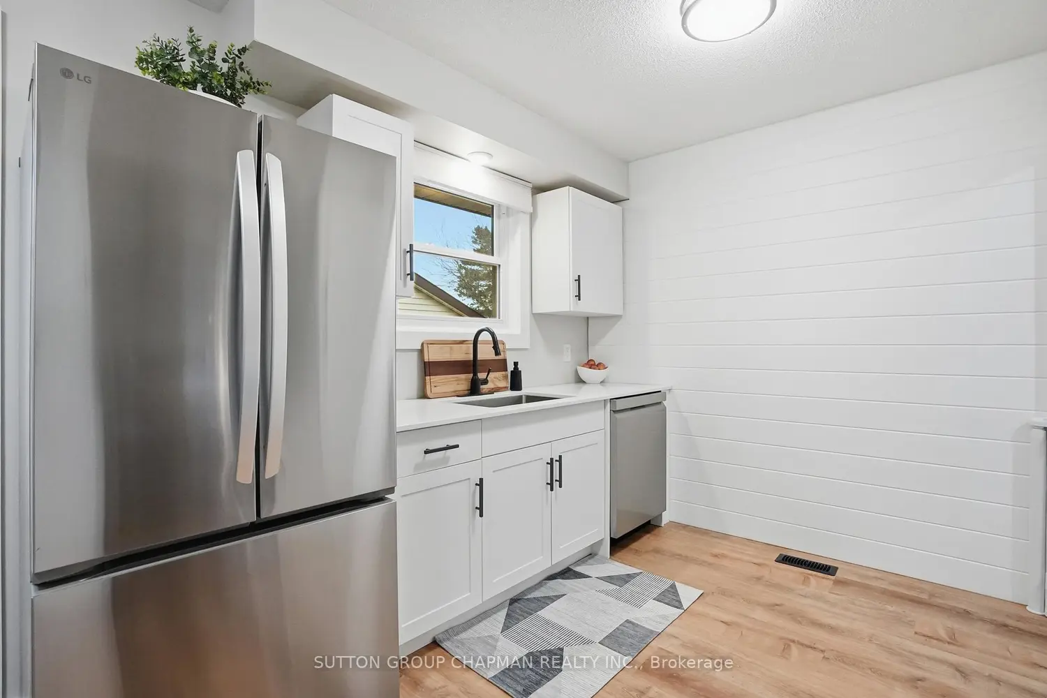 136 South Edgeware Road photo 5