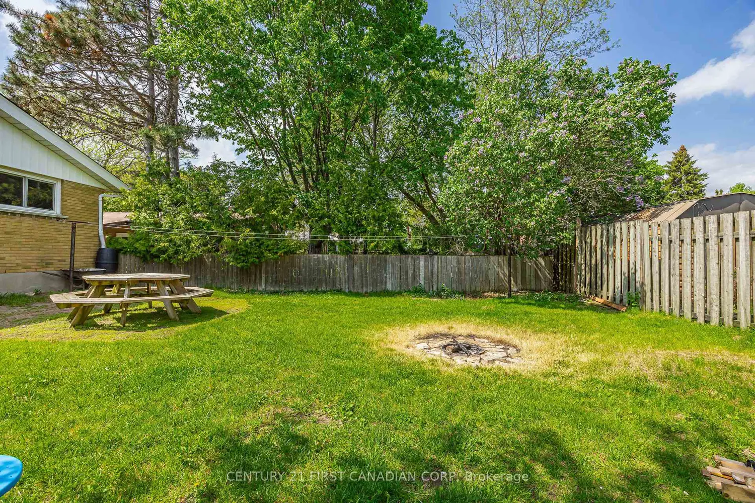 Additional image 16 of 8 Kenwood Crescent
