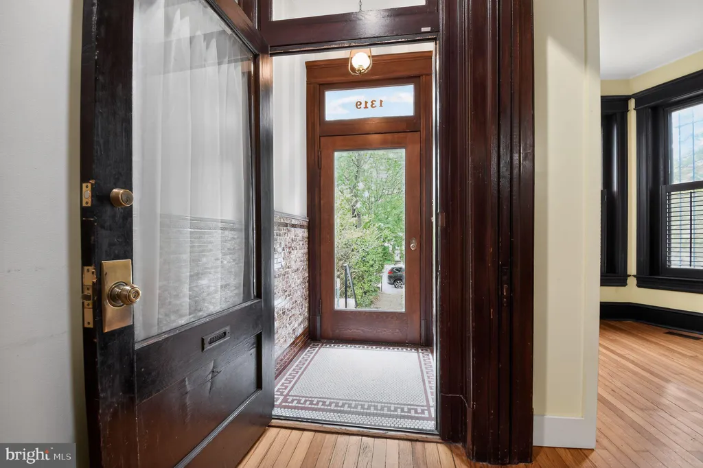 Additional image 8 of 1319 Massachusetts Ave SE, Washington, DC 20003