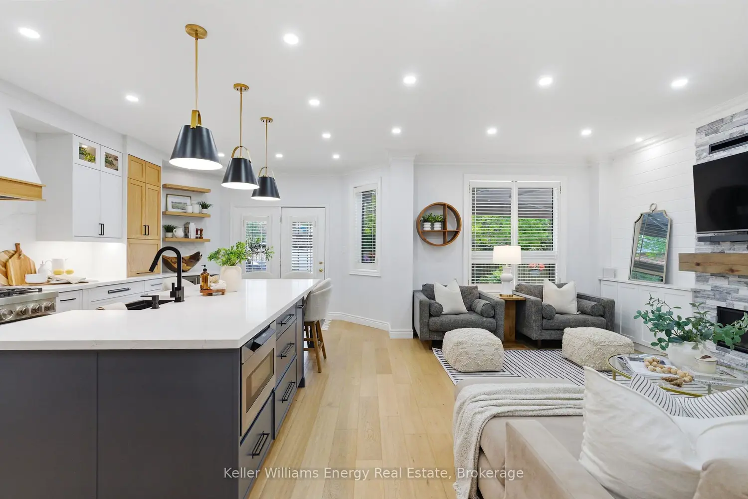 Additional image 3 of 2019 Erin Gate Boulevard