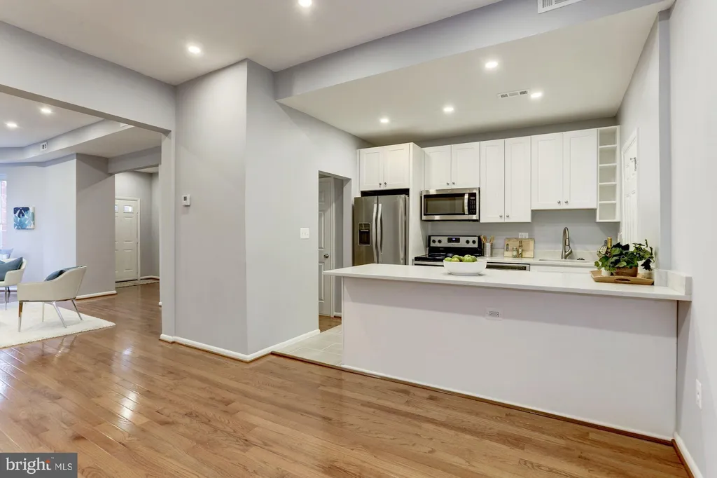 Additional image 9 of 1015 T Street NW Unit A, Washington, DC 20001