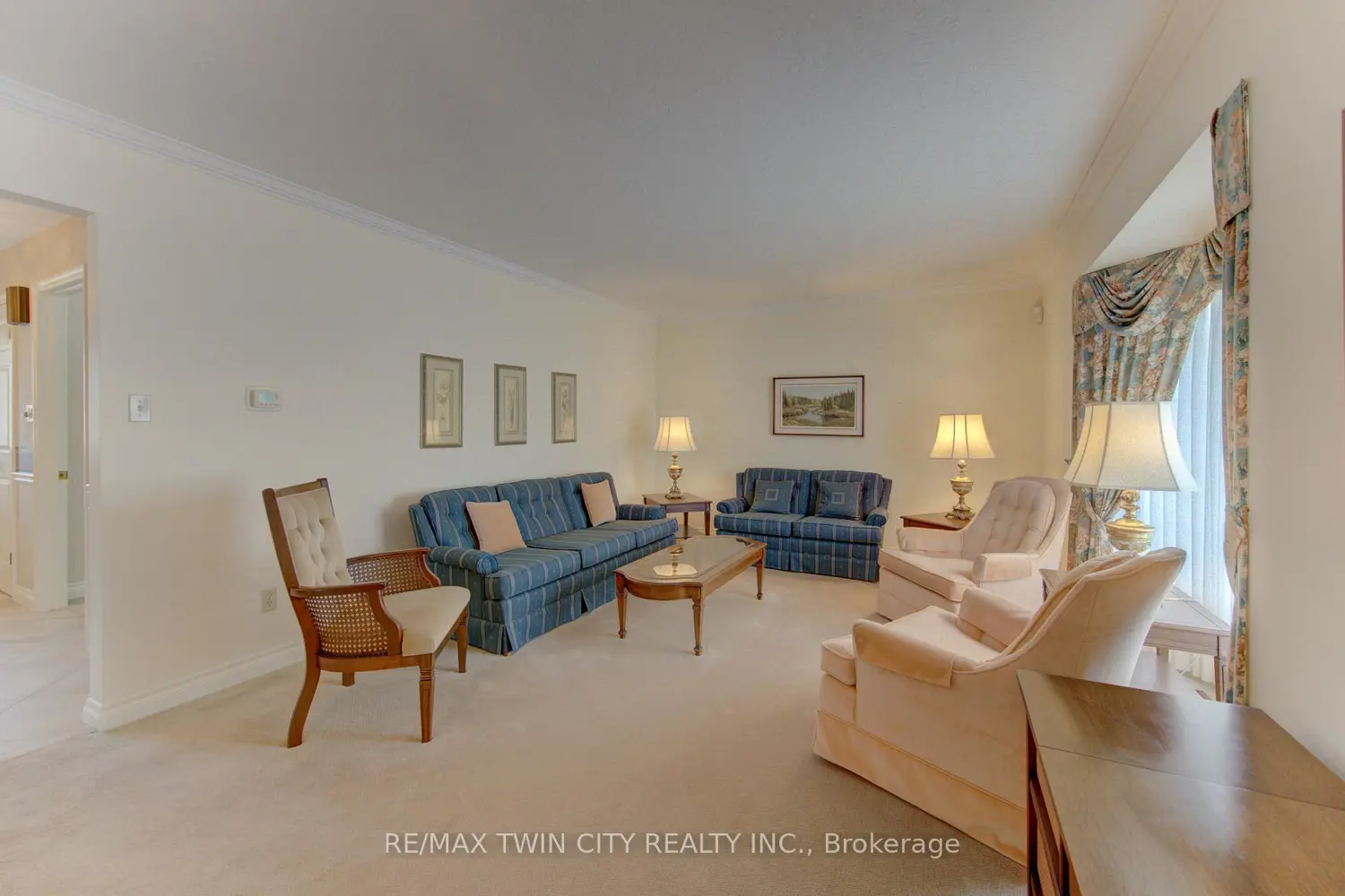 Additional image 4 of 298 Roxton Drive 13