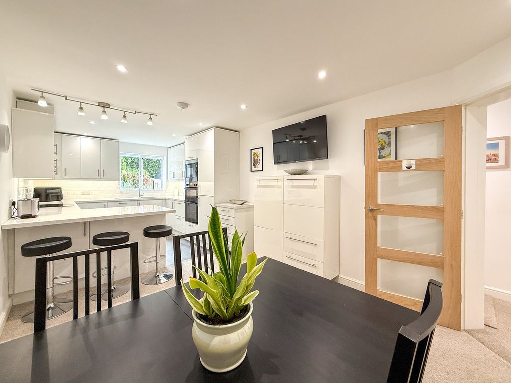 Additional image 5 of 5 bed detached house for saleHuddersfield Road, Holmfirth HD9