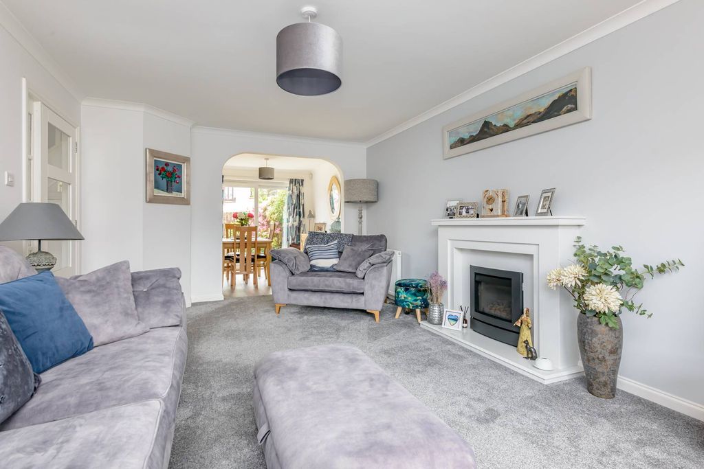 Additional image 4 of 3 bed detached house for sale65 Carnbee Park, Liberton, Edinburgh EH16