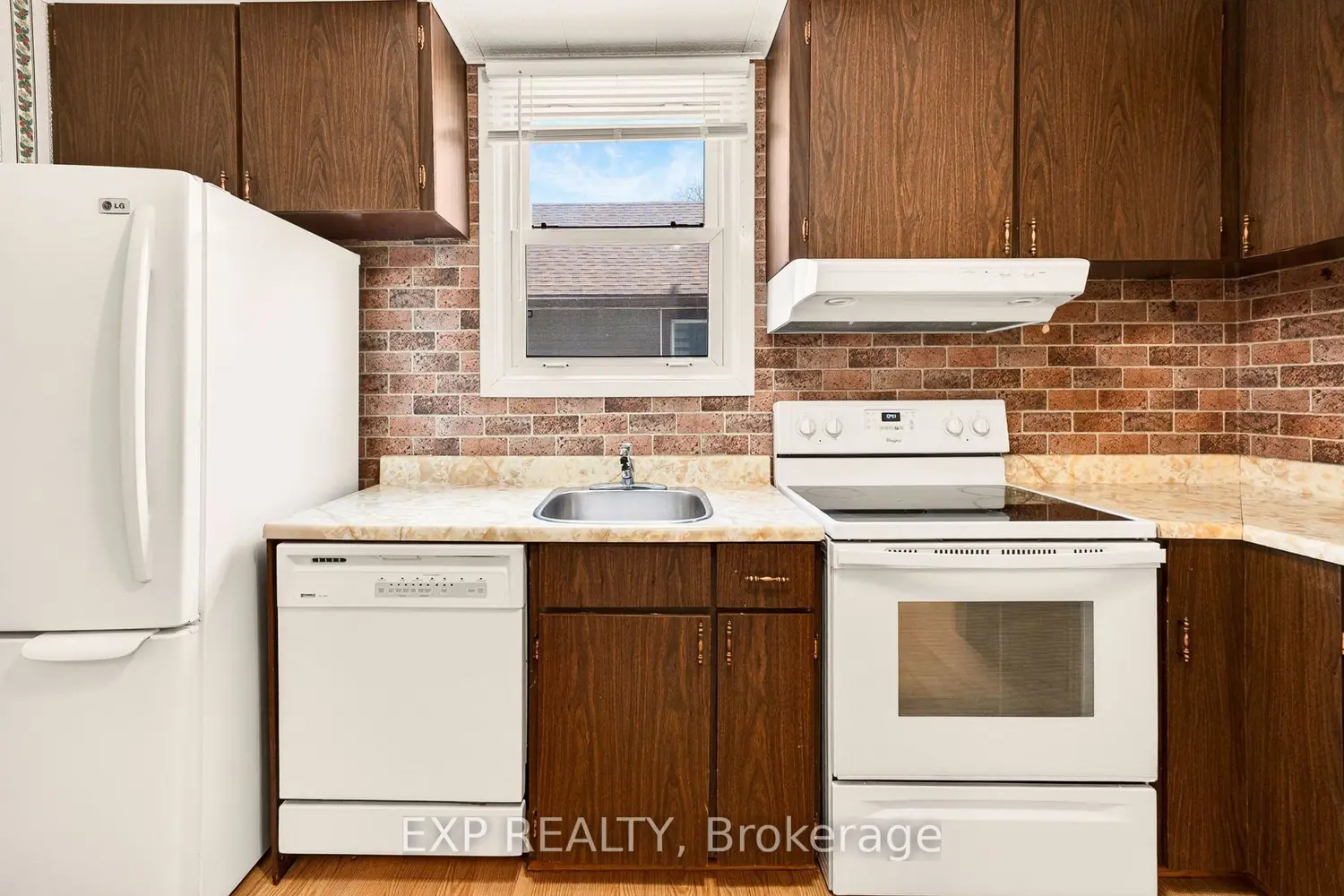 Additional image 6 of 6441 Monroe Street