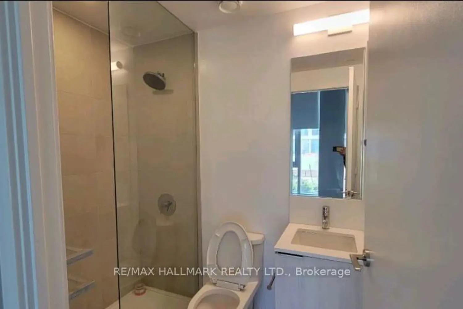 Additional image 11 of 7890 Jane Street 101