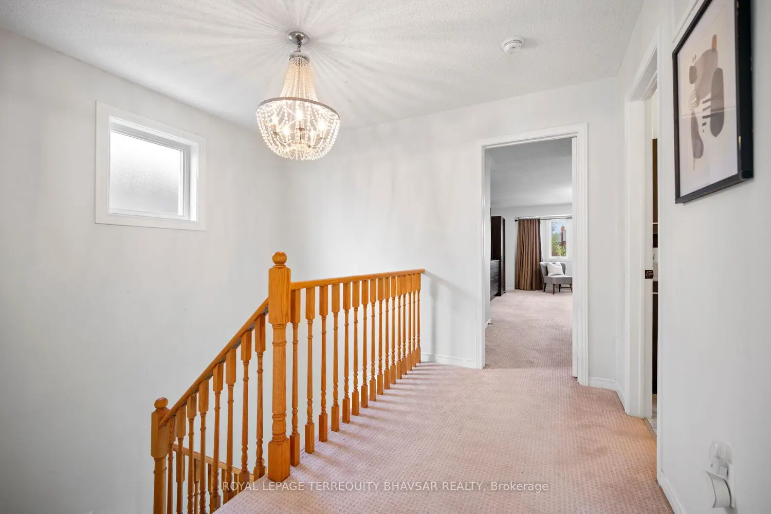 Additional image 5 of 2470 Strathmore Crescent