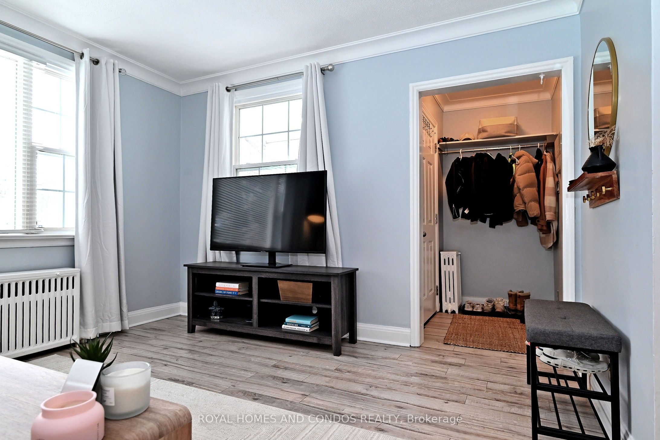 Additional image 3 of 13 Forty First Street, Toronto, ON, M8W 3N4