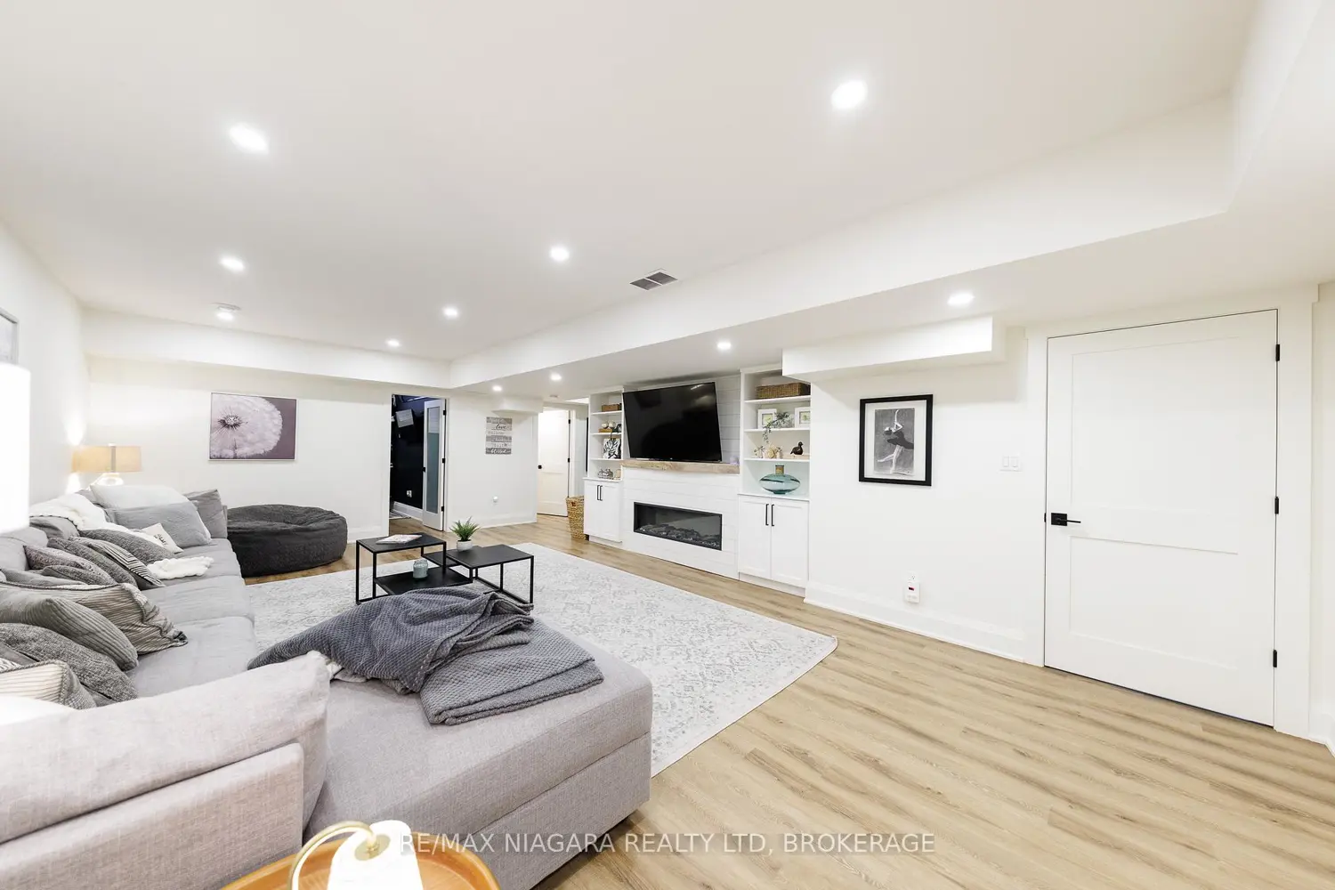 Additional image 14 of 1595 Bertie Street