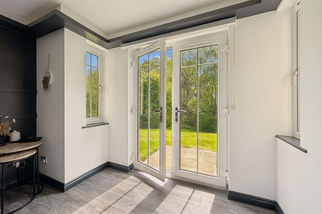Additional image 4 of 2 bed flat for saleQuarrywood Court, Livingston EH54