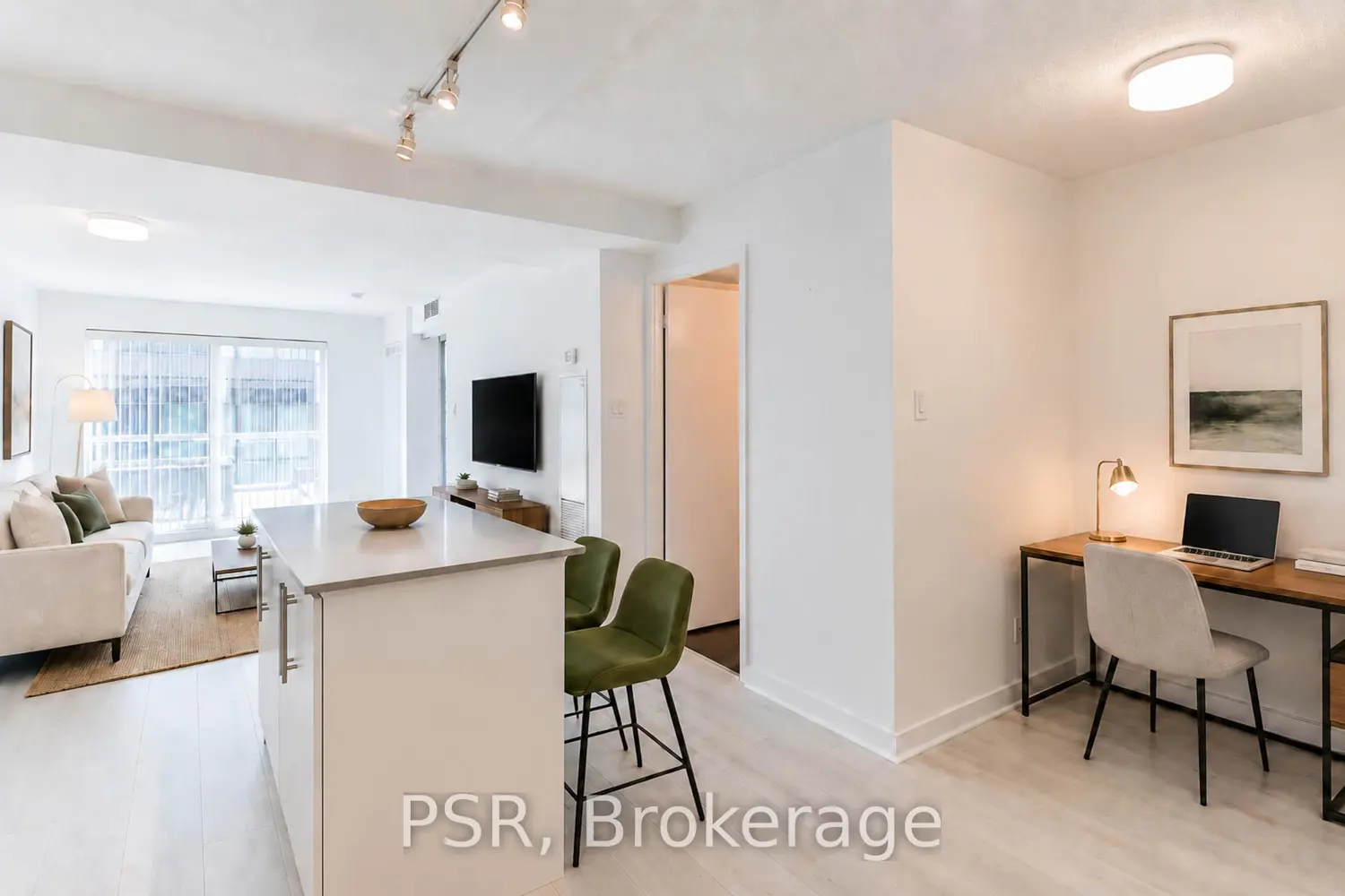 1169 Queen Street 302N photo 3
