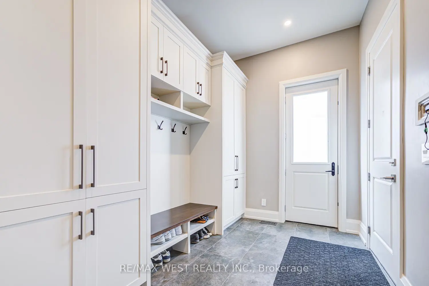 Additional image 7 of 2194 Haygate Crescent