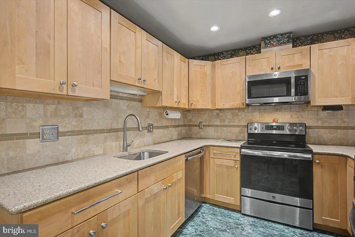 Additional image 44 of 3207 Falcon Lane Unit 123, Wilmington, DE 19808