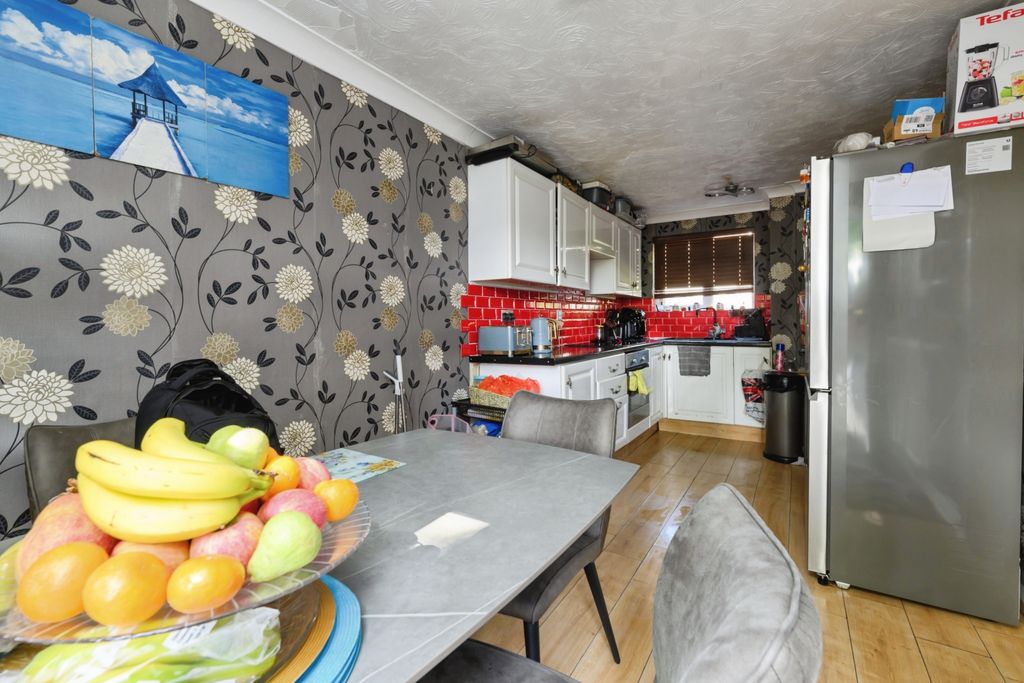 Additional image 2 of 3 bed terraced house for saleBrookfurlong, Peterborough PE3