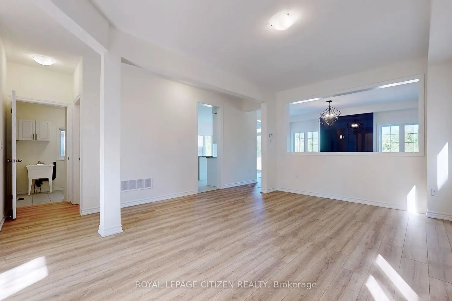 140 Hawkins Street photo 2