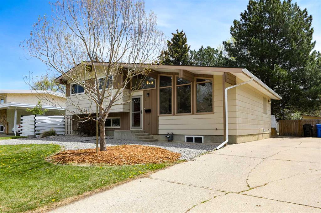 9 Queens Road W, Lethbridge, AB, T1K3W1 photo 5