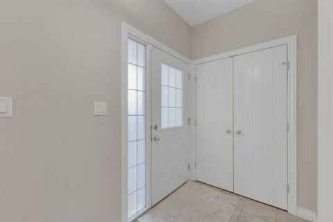 Additional image 8 of 9 Ross Close, Sylvan Lake, AB, T4S 0C8
