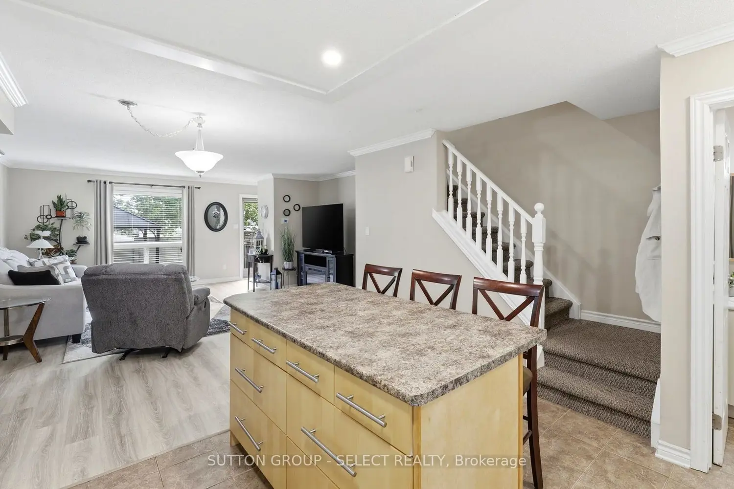 Additional image 10 of 151 Bonaventure Drive 1