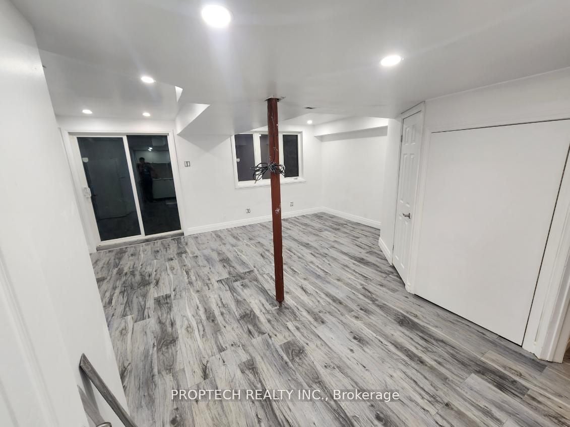 Additional image 5 of Basement-733 John Cole Court, Newmarket, ON, L3Y 5V7