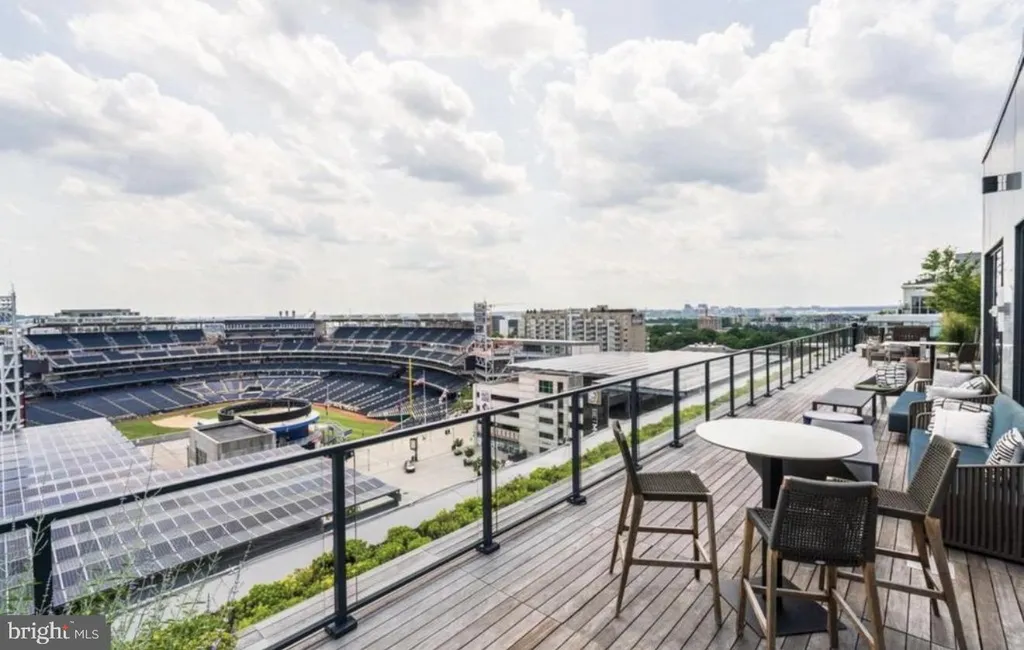70 N Street SE Unit N1014, Washington, DC 20003