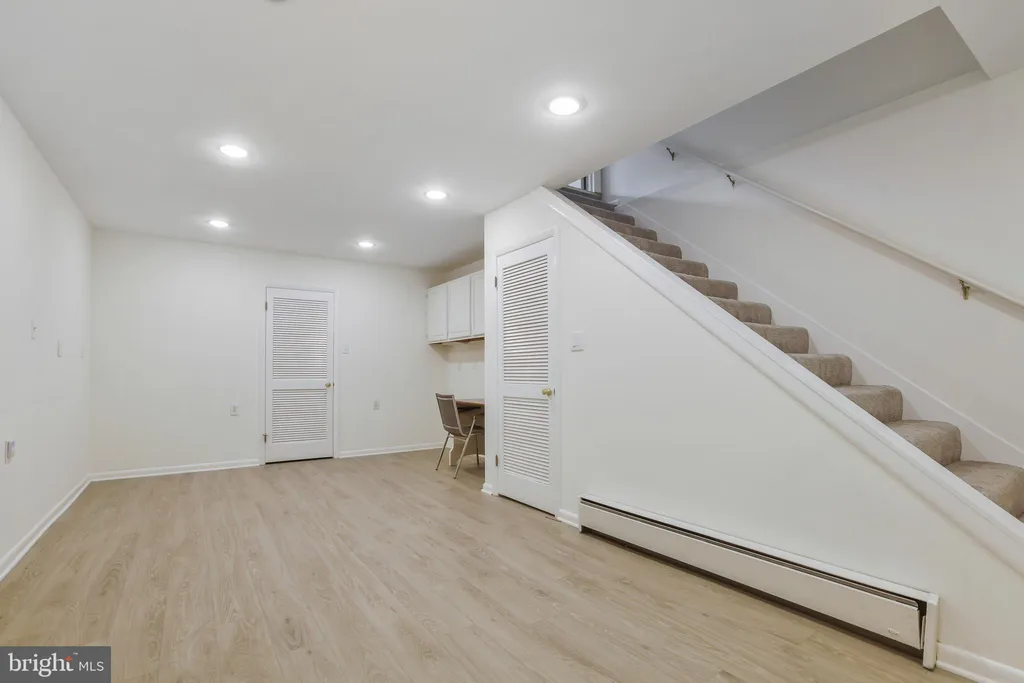 Additional image 15 of 900 24th Street NW Unit K, Washington, DC 20037