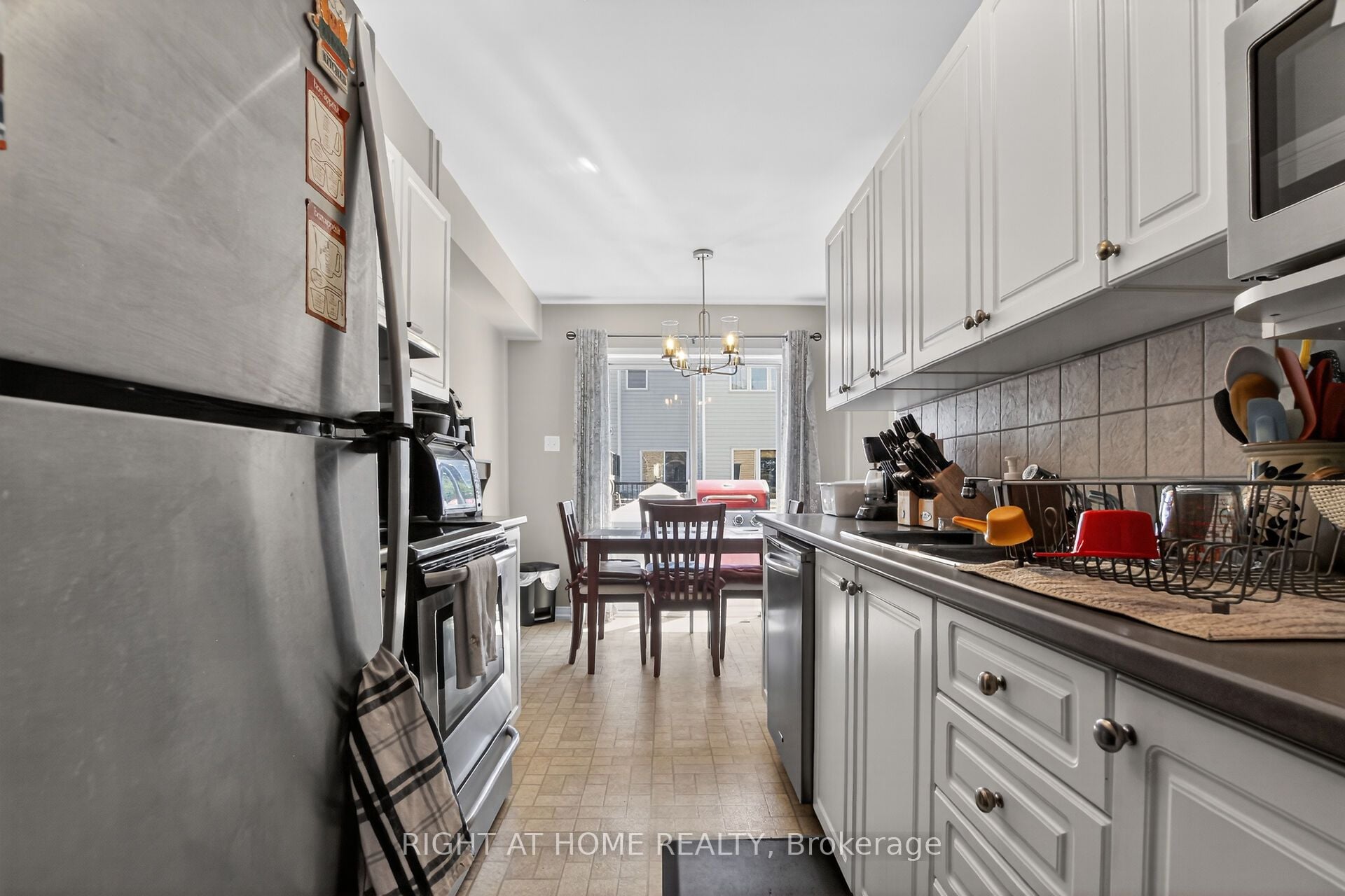 Additional image 6 of 207 Catamount Court, Ottawa, ON, K2M 0A8