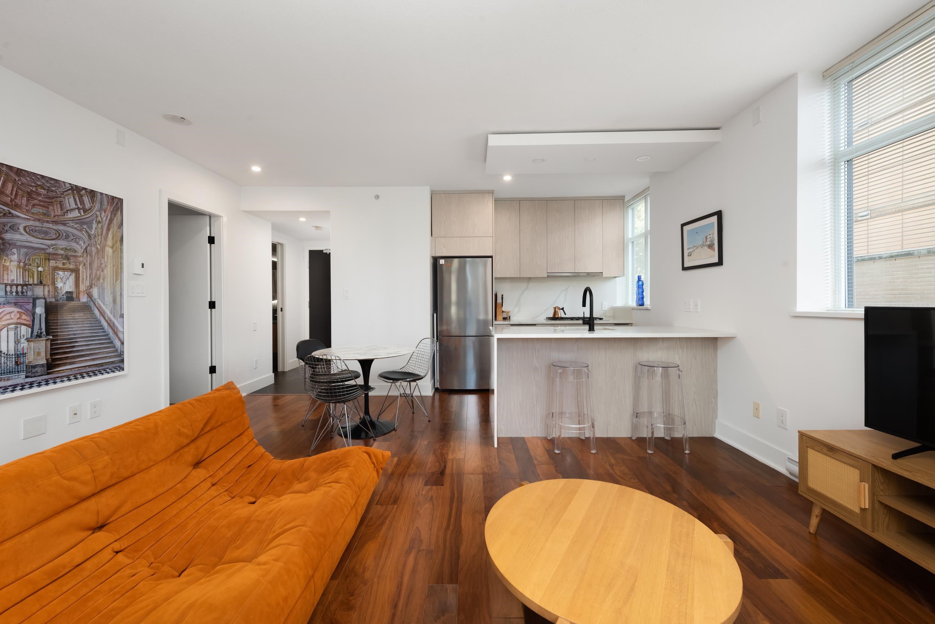 Additional image 6 of 303-988 Richards Street, Vancouver, BC, V6B 8R2