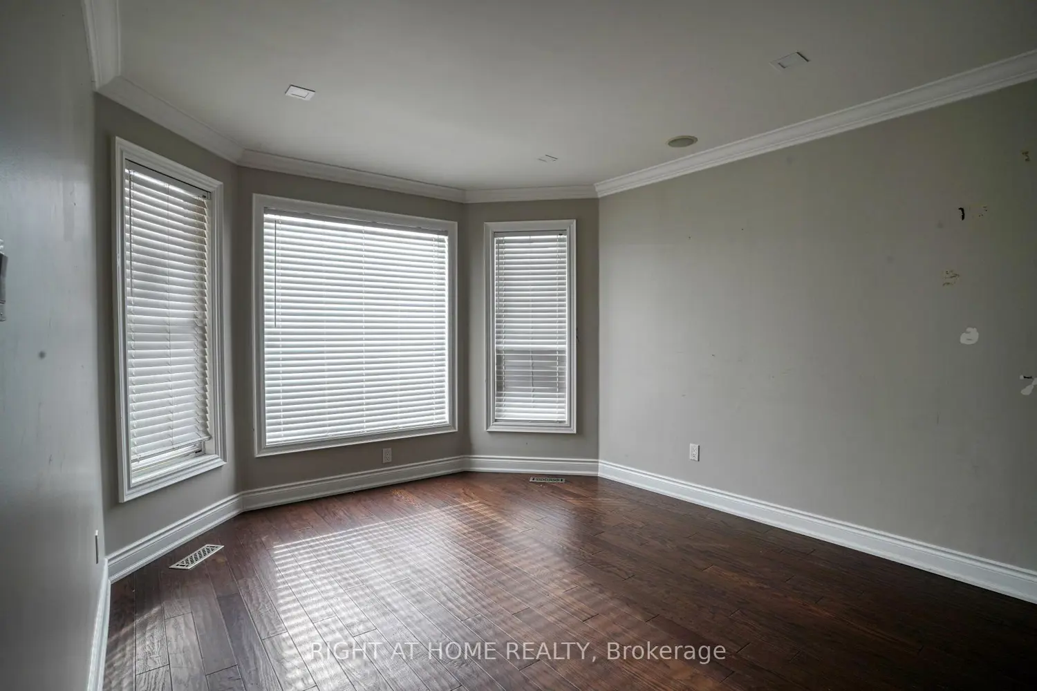 Additional image 2 of 54 Woodside Court