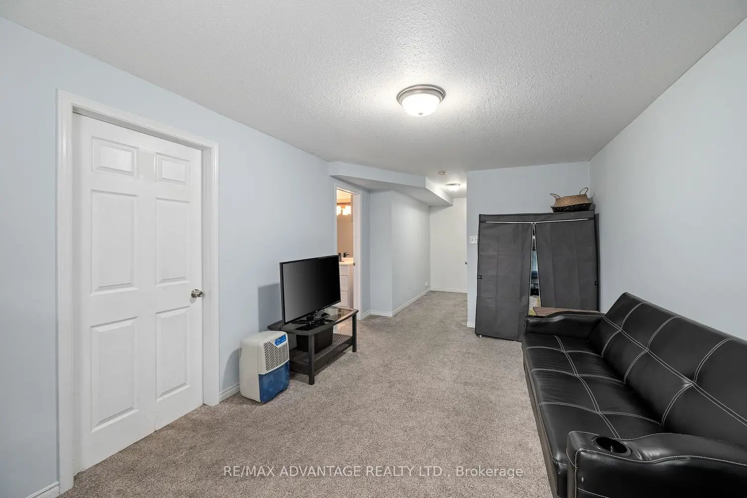 Additional image 15 of 750 Osgoode Drive 25