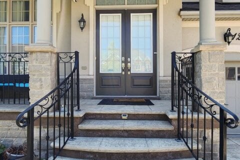 Additional image 8 of 12 Royal West Drive, Brampton, ON, L6X 2X3