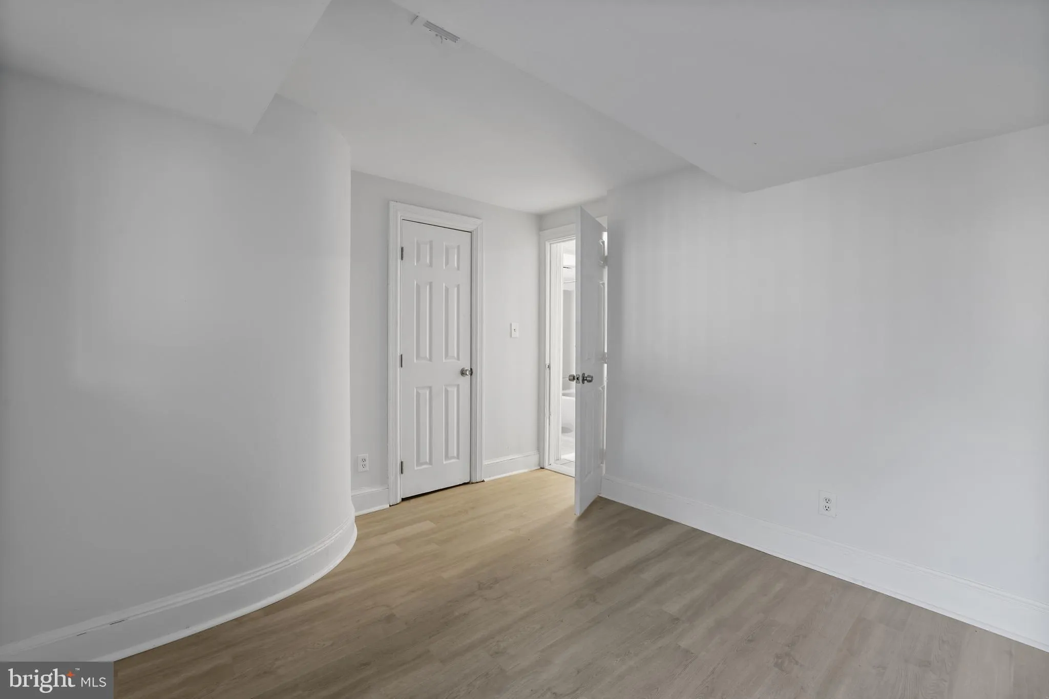 Additional image 43 of 106 8th Street NE Unit B, Washington, DC 20002
