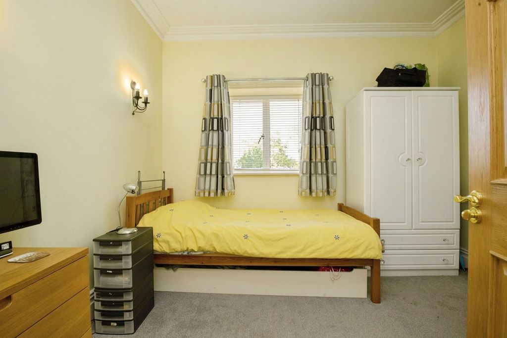 Additional image 8 of 2 bed maisonette for saleThe Manor, Talygarn, Pontyclun CF72
