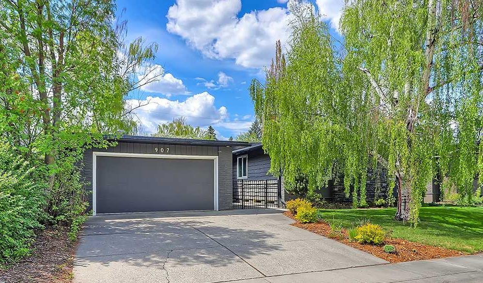 907 Kerfoot Crescent SW, Calgary, AB, T2V2M8
