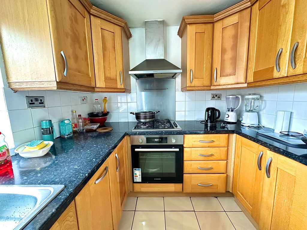 Additional image 5 of 2 bed flat for saleSwale Drive, Northampton NN5