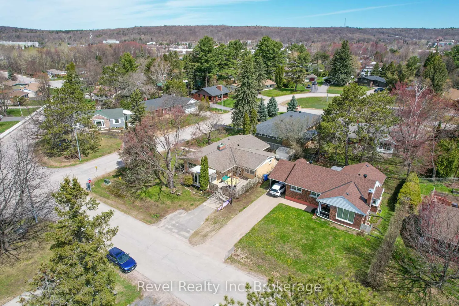Additional image 15 of 905 Pinewood Road
