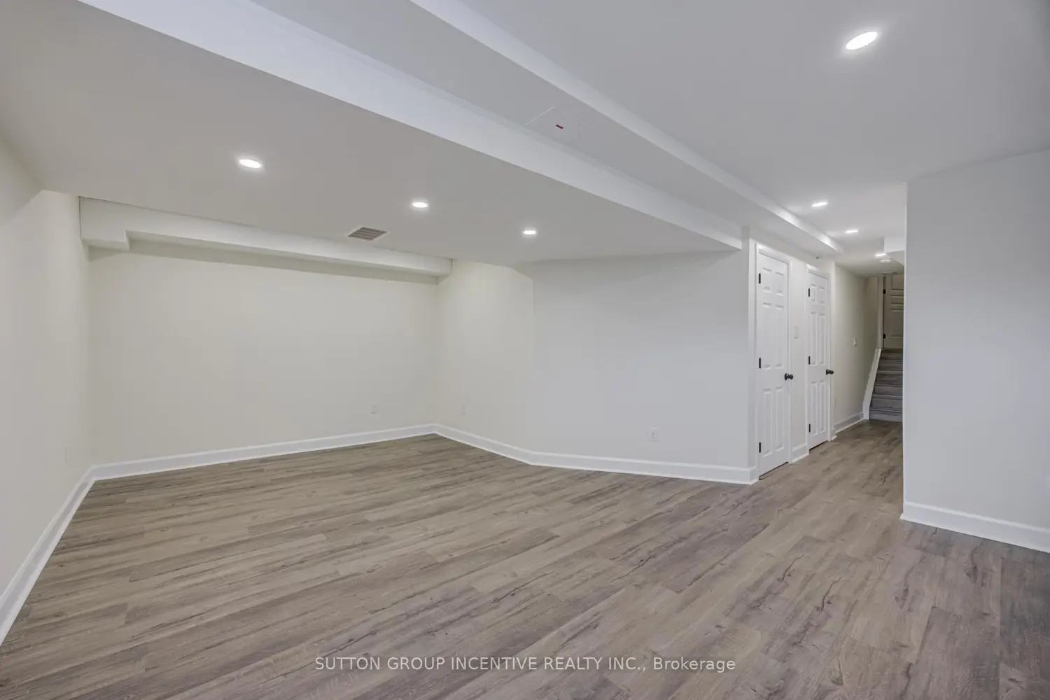 Additional image 18 of 46 Viking Drive