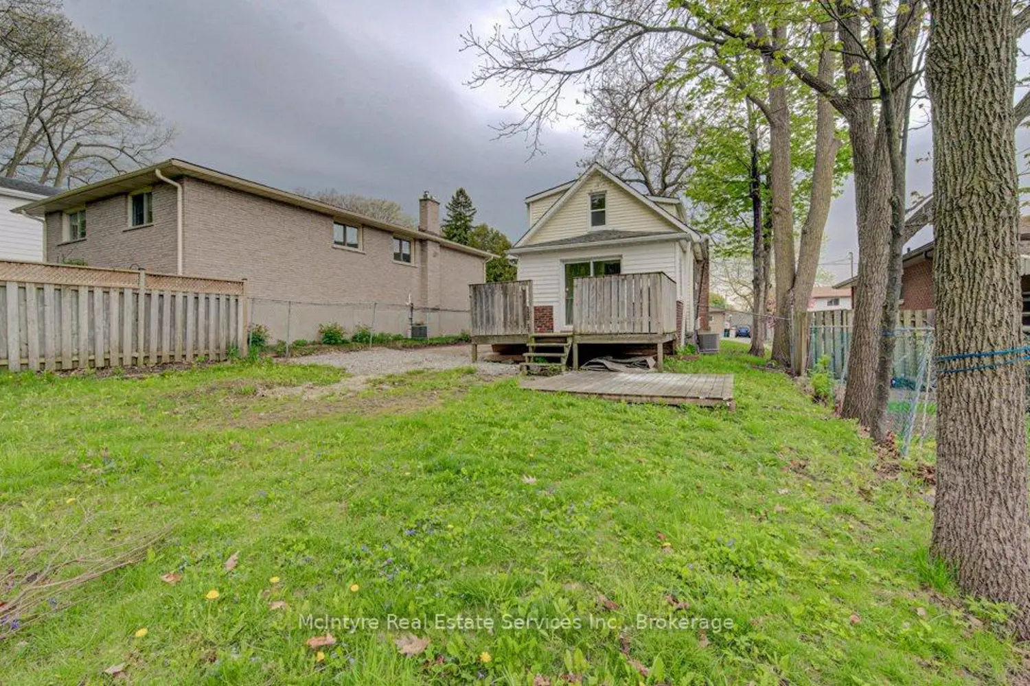 Additional image 17 of 59 4Th Avenue