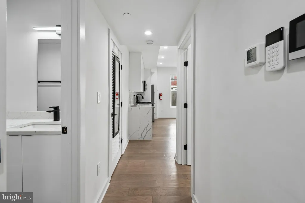 Additional image 5 of 1019 17th Place NE Unit 103, Washington, DC 20002