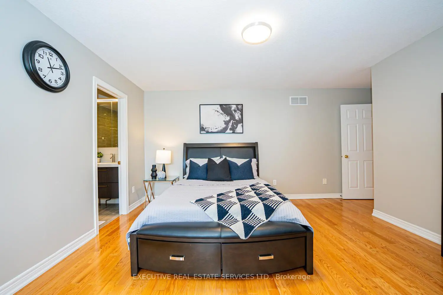 Additional image 19 of 4 Berkshire Place