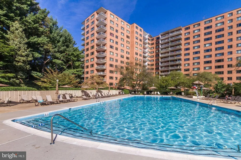 Additional image 23 of 4201 Cathedral Avenue NW Unit 215W, Washington, DC 20016