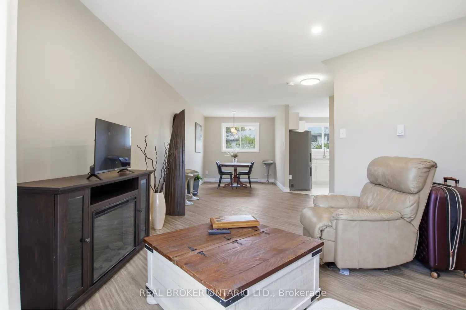 Additional image 7 of 60 Elmsdale Drive 46